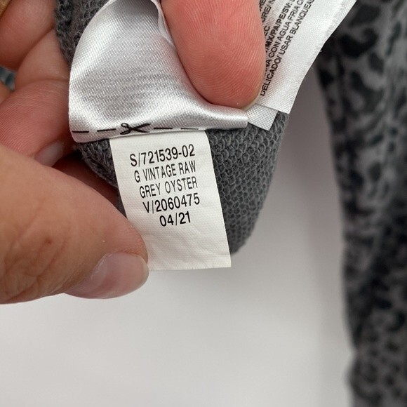 Old Navy Girls Cropped Hoodie Sweatshirt Vintage Raw Gray Oyster L 10-12 crop - Picture 5 of 6